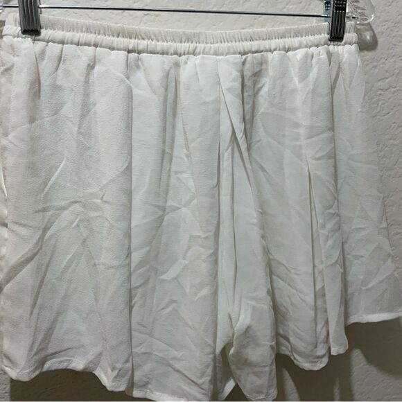 🔥Very J. Shorts 100% polyester size Large women off white drawstring New - Picture 1 of 7